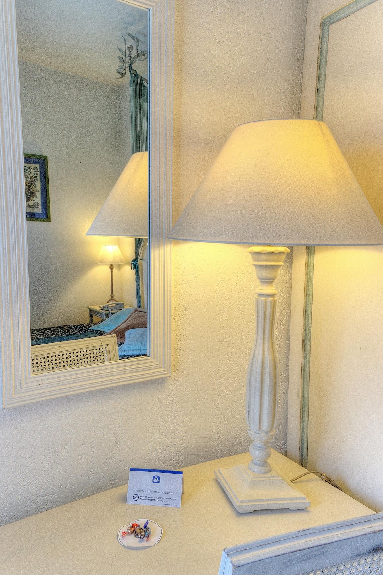 Best Western L'Orangerie Nimes Bagian luar foto