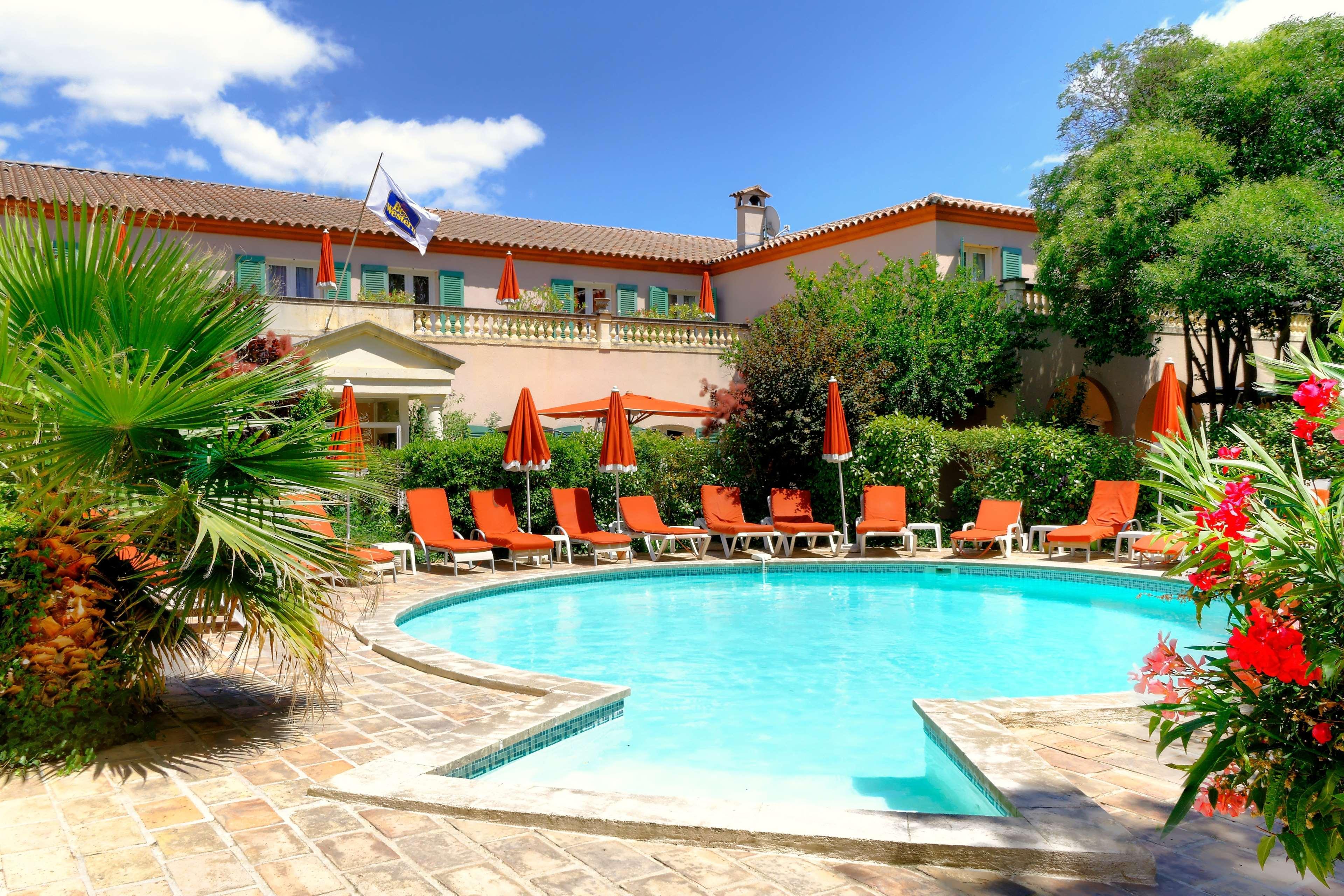 Best Western L'Orangerie Nimes Bagian luar foto
