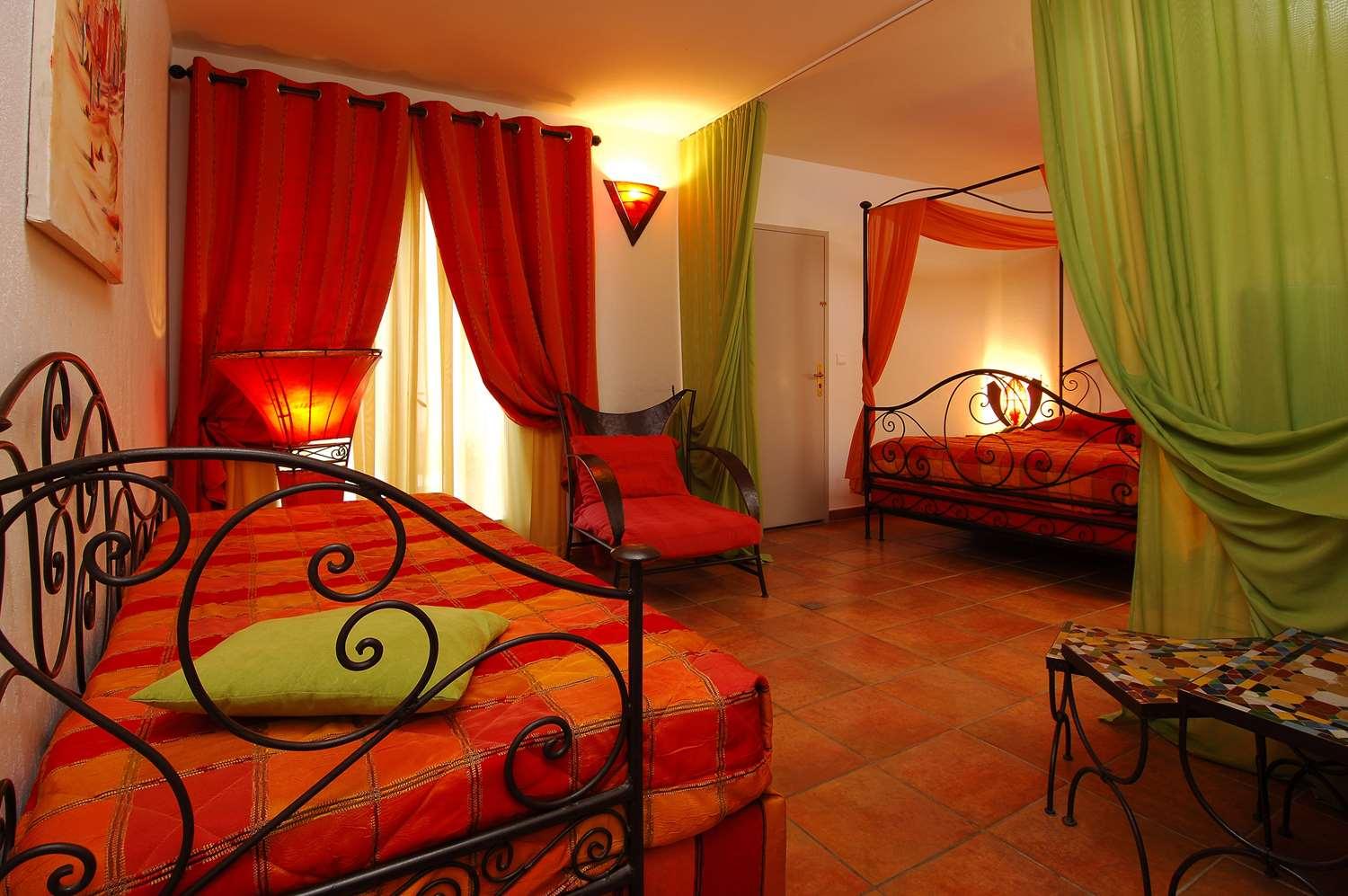 Best Western L'Orangerie Nimes Bagian luar foto
