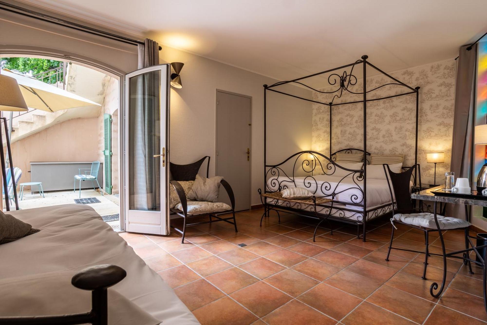 Best Western L'Orangerie Nimes Bagian luar foto