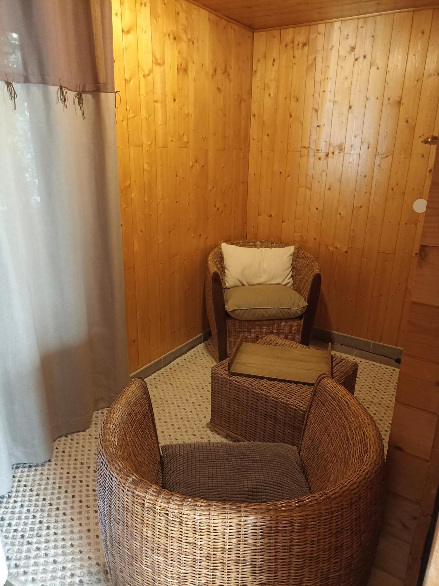 Best Western L'Orangerie Nimes Bagian luar foto