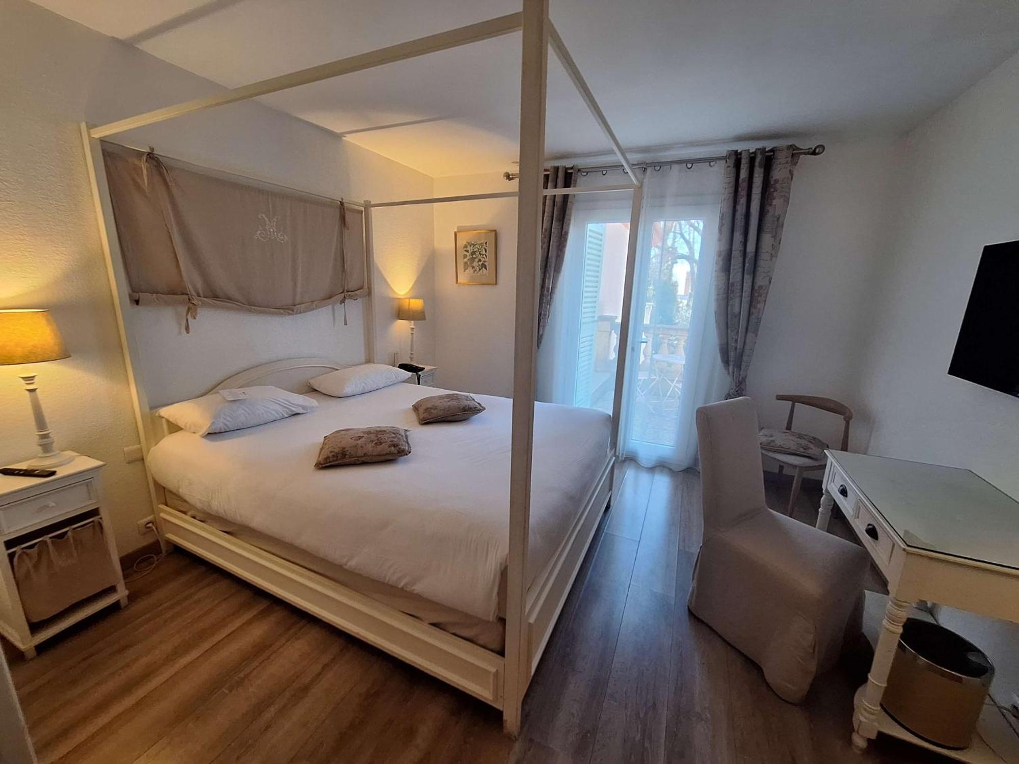 Best Western L'Orangerie Nimes Bagian luar foto